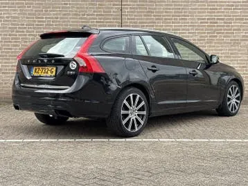 Volvo V60 2016 photo 2