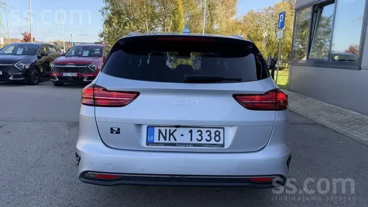 Kia Ceed 2023 photo 4
