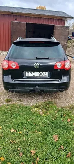 Volkswagen Passat 2010 photo 4