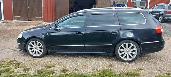 Volkswagen Passat 2010 photo 2