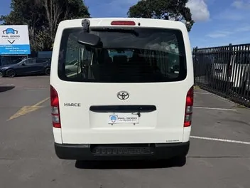 Toyota Hiace 2019 photo 5