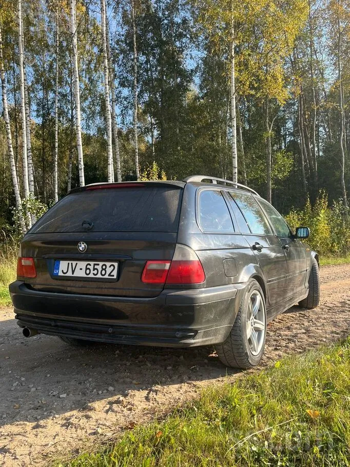 BMW 320D 2002 photo 2