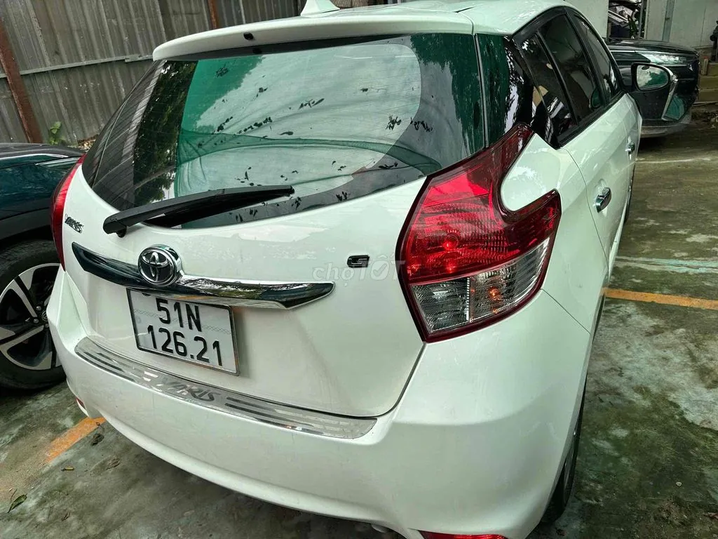 Toyota Yaris 2017 photo 2