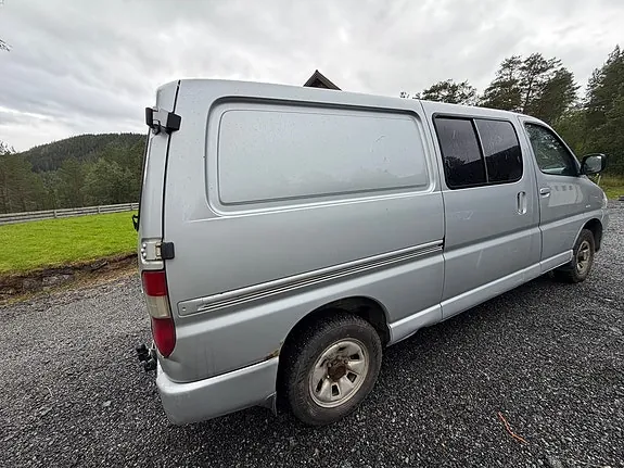 Toyota Hiace 2007 photo 5