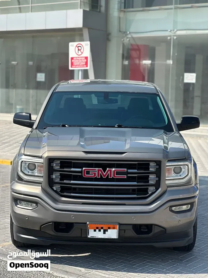 GMC Sierra