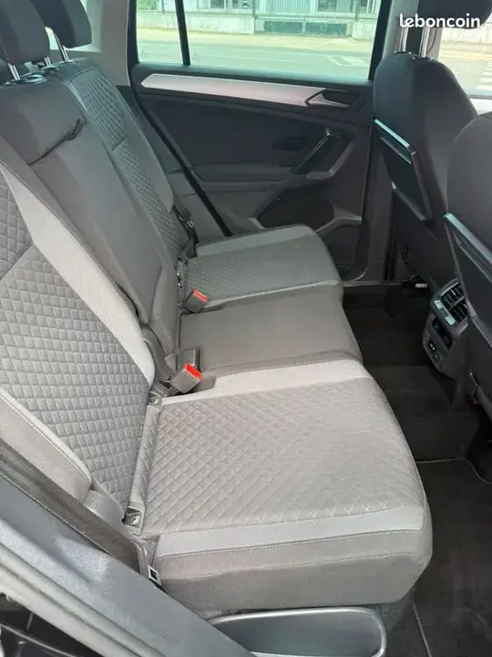 Volkswagen Tiguan 2018 photo 2