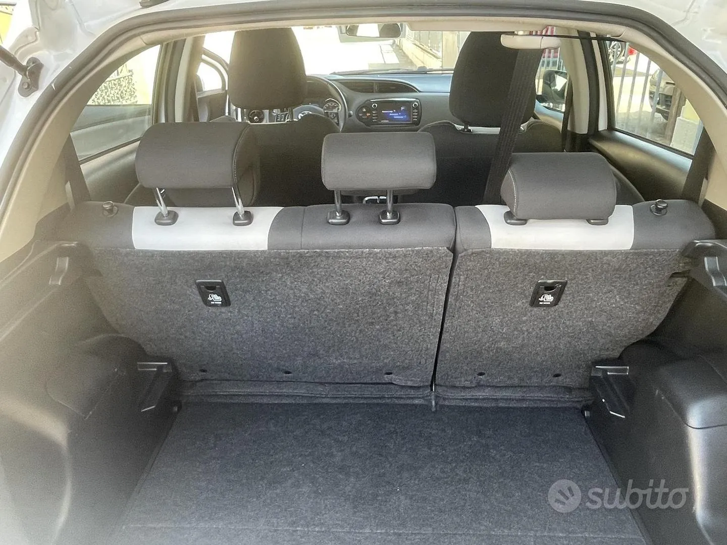 Toyota Yaris 2018 photo 4