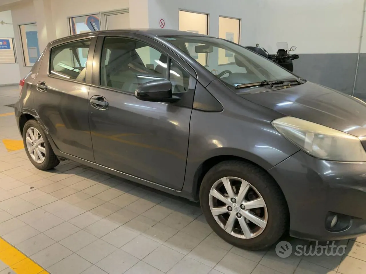 Toyota Yaris 2012 photo 5