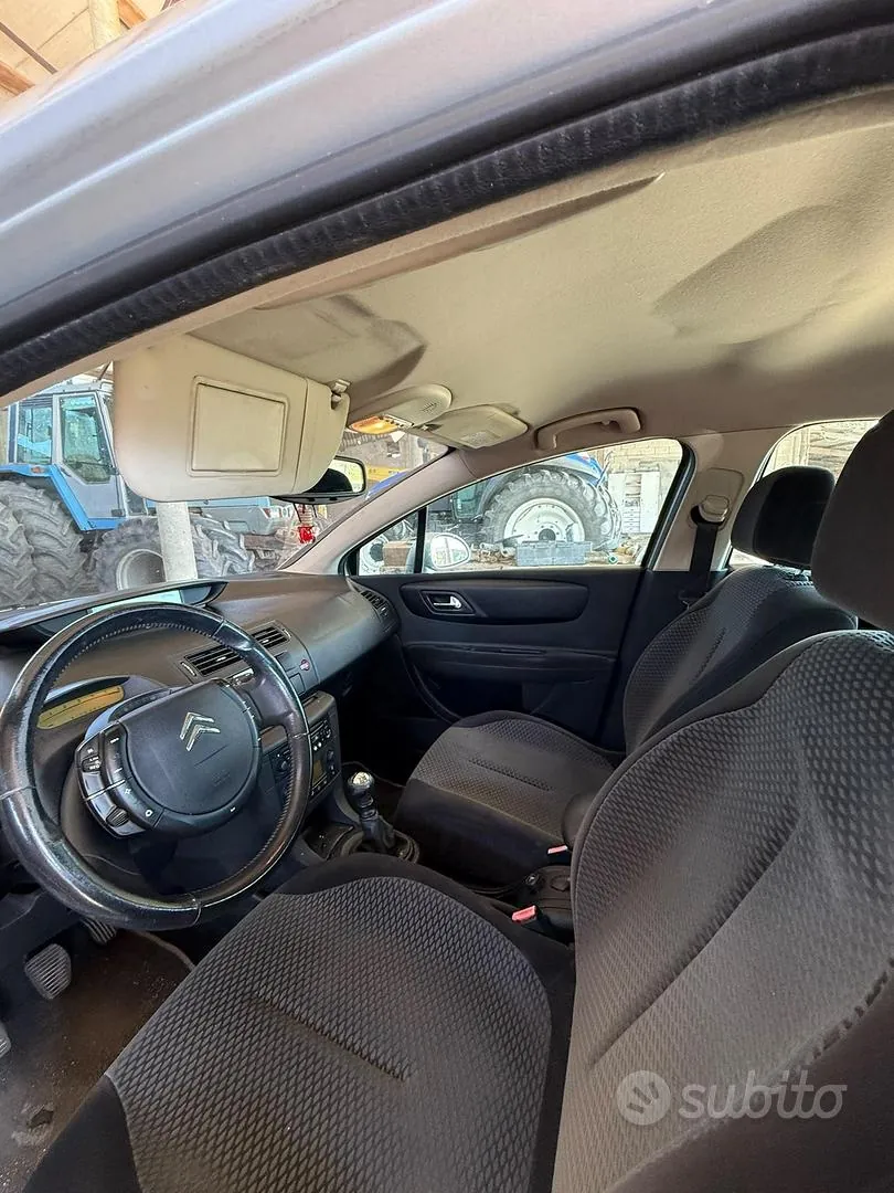 Citroen C4 2007 photo 5