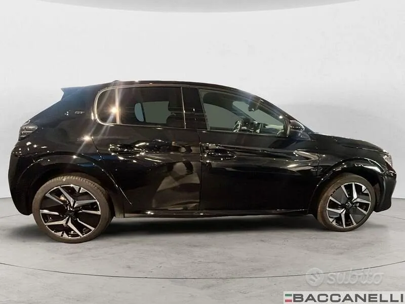 Peugeot 208 2024 photo 2