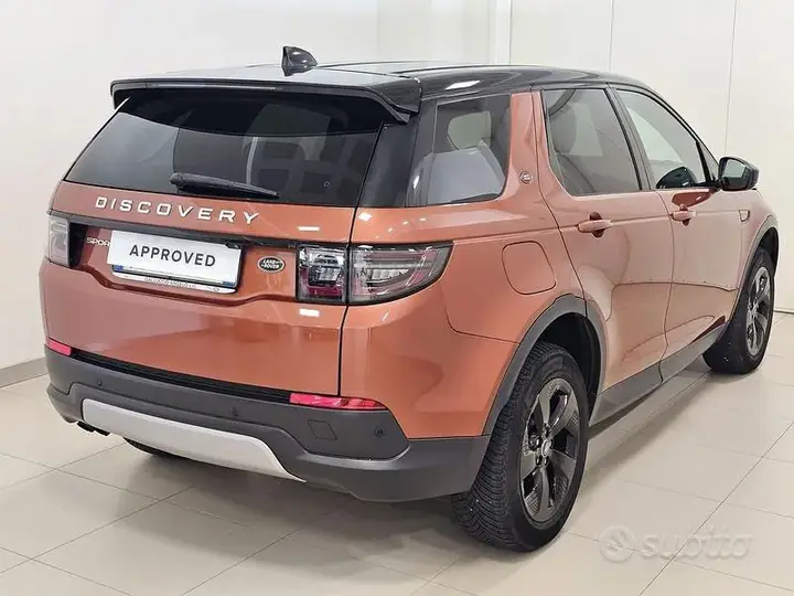 Land Rover Discovery Sport 2020 photo 2