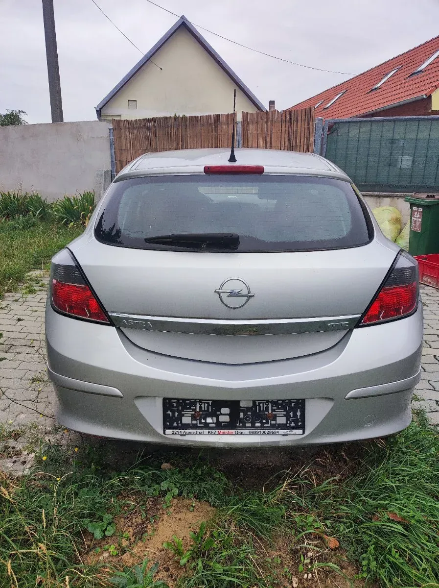 Opel Astra 2006 photo 3