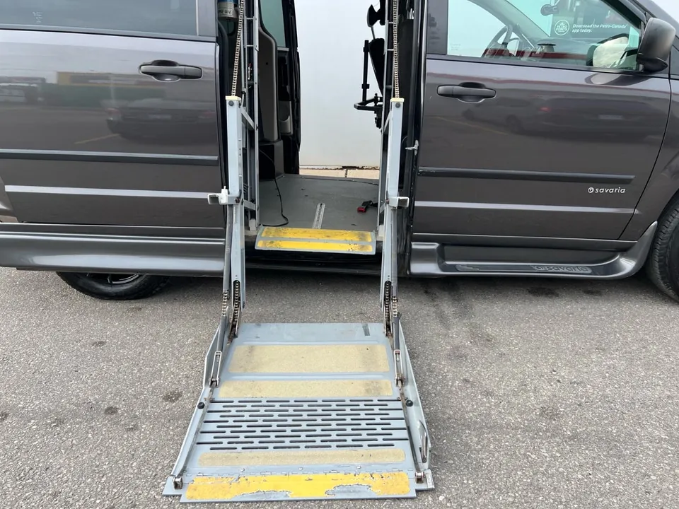 Dodge Grand Caravan 2016 photo 2