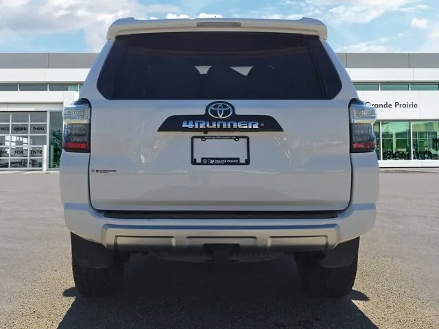 Toyota 4Runner 2018 photo 4