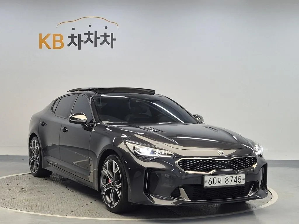 Kia Stinger 2018 photo 4