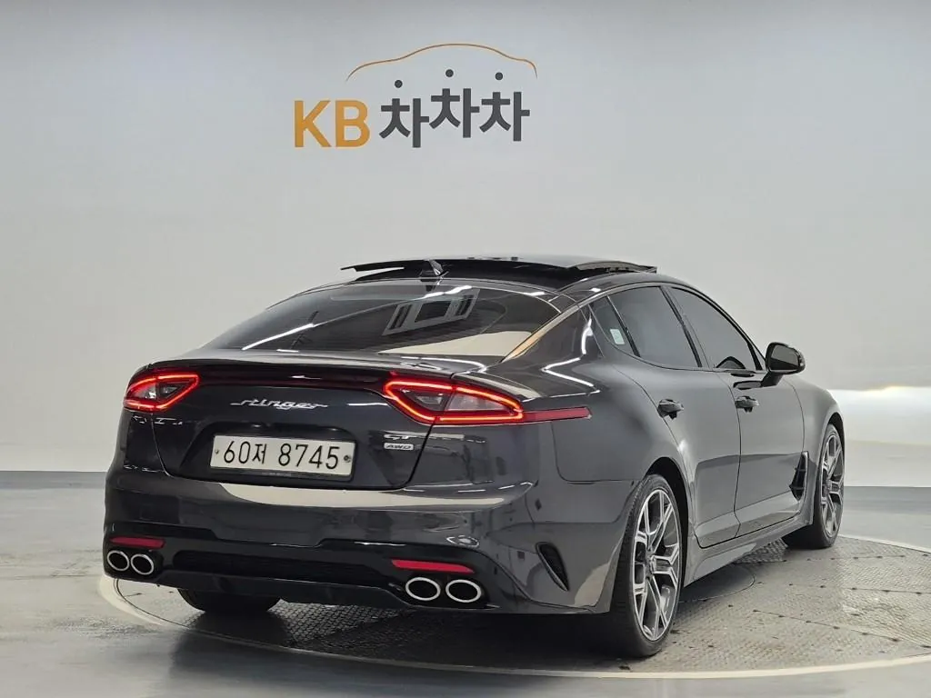 Kia Stinger 2018 photo 3