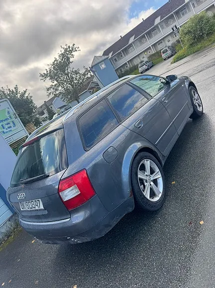 Audi A4 2004 photo 5