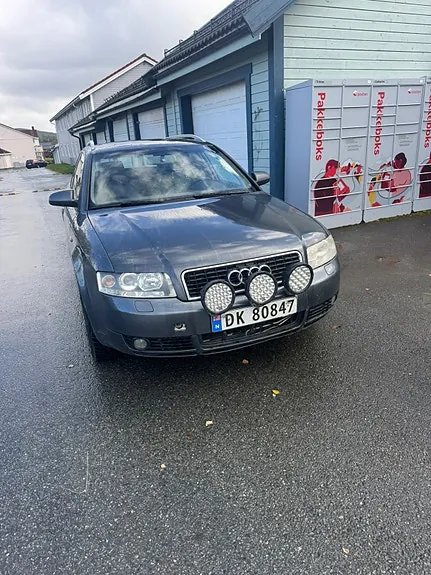 Audi A4 2004 photo 3