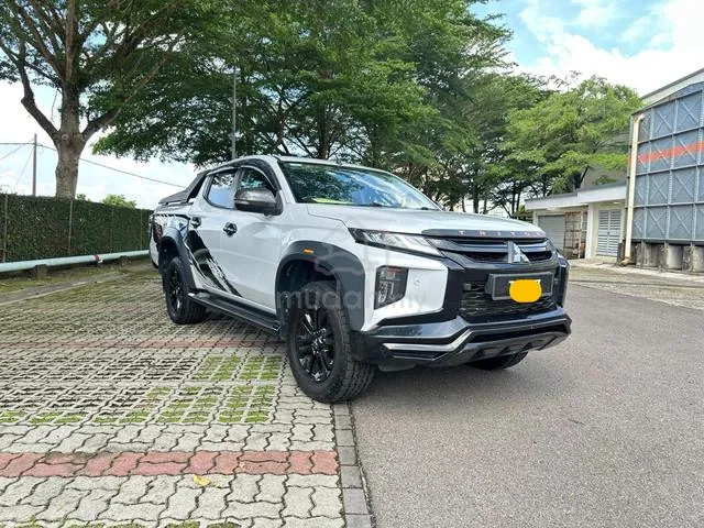 Mitsubishi Triton