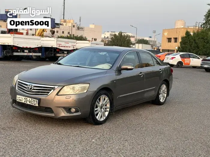 Toyota Aurion