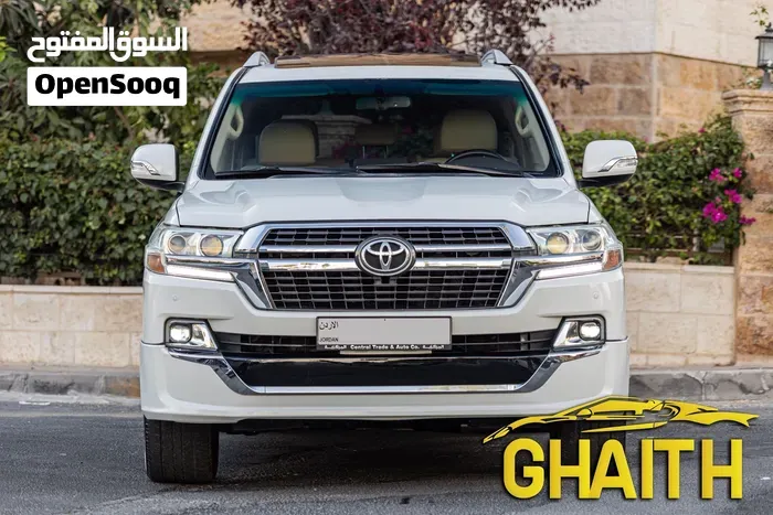 Toyota Land Cruiser 2013 photo 4