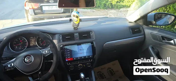 Volkswagen Jetta 2016 photo 2