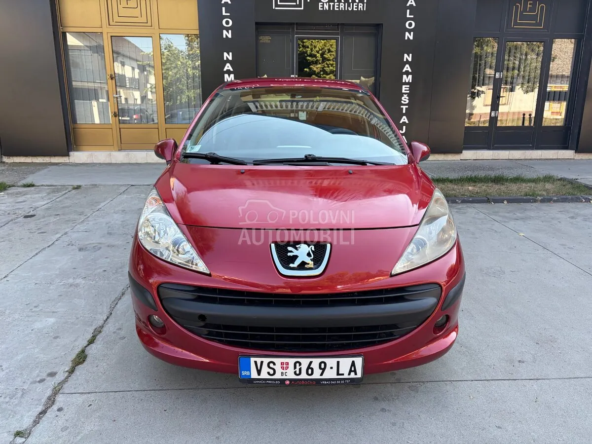 Peugeot 207 2007 photo 5