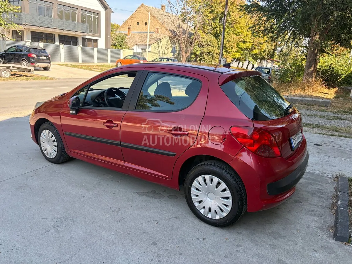 Peugeot 207