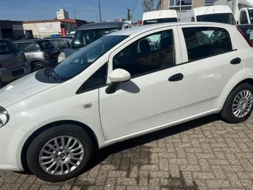 Fiat Punto 2016 photo 2