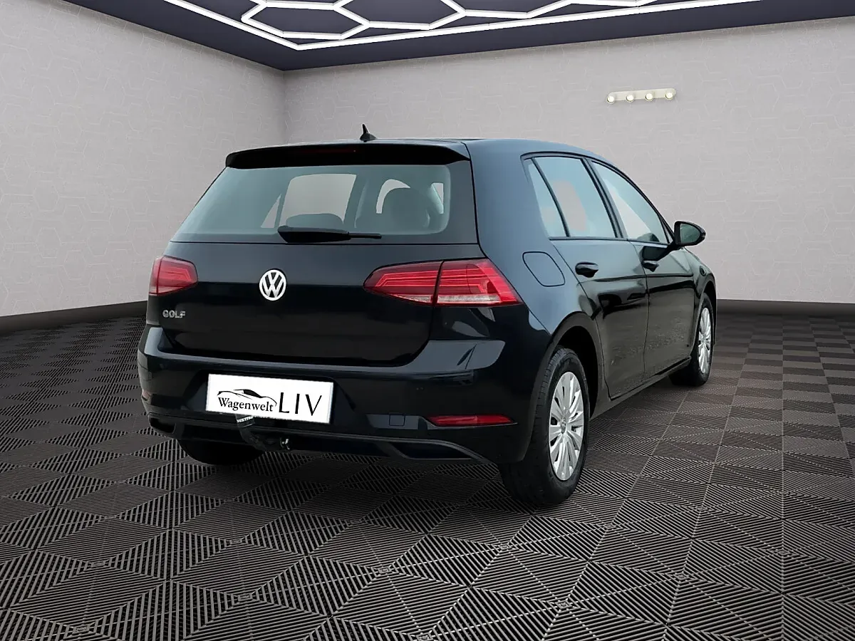 Volkswagen Golf 2018 photo 3
