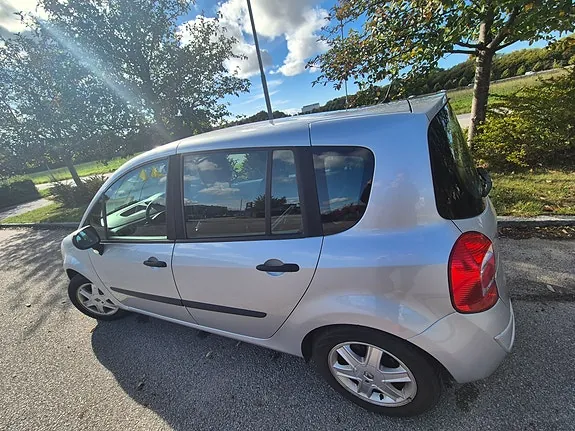 Renault Modus 2008 photo 5