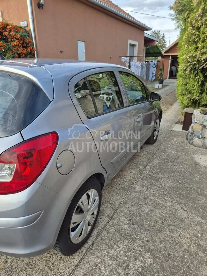 Opel Corsa D 2006 photo 4