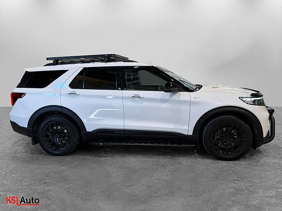 Ford Explorer 2021 photo 4