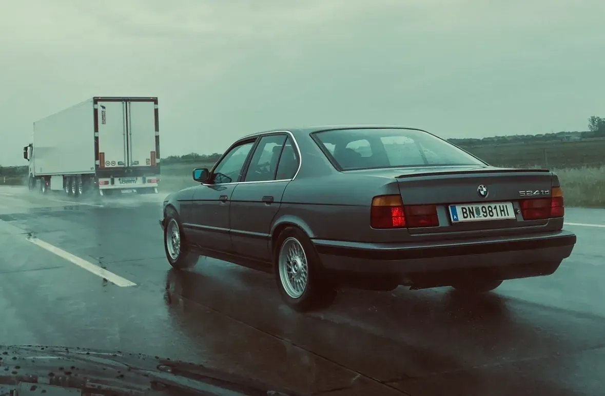 BMW 5 Series 1991 photo 3