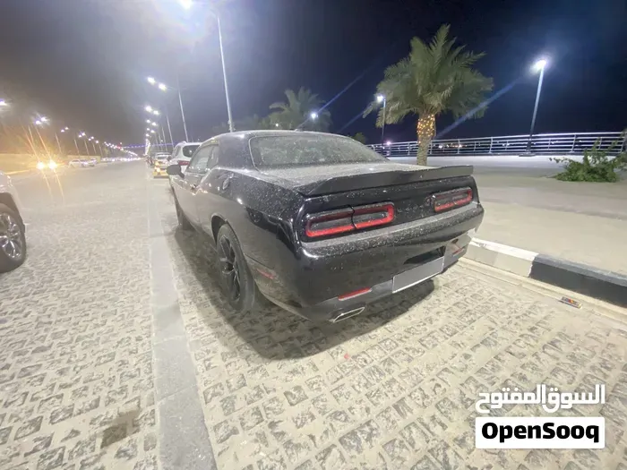 Dodge Challenger 2023 photo 2