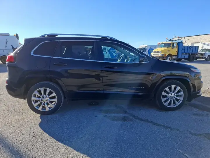 Jeep Cherokee 2016 photo 4