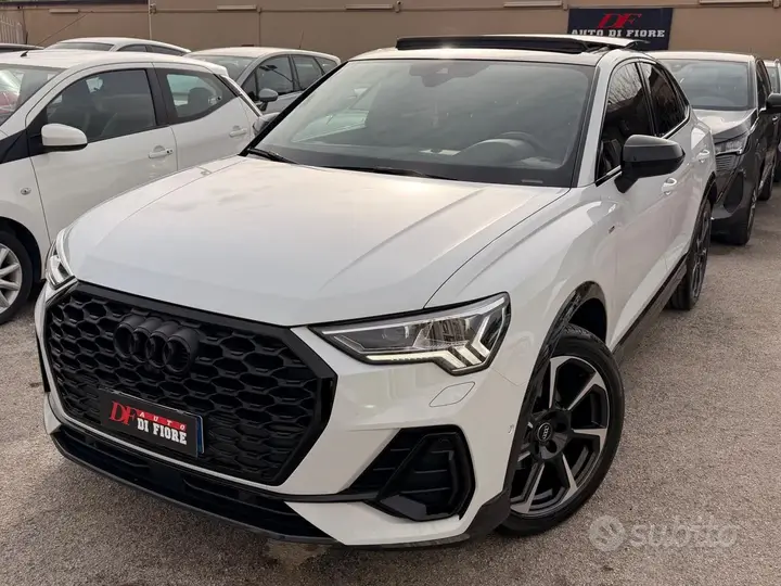 Audi Q3 2019 photo 2