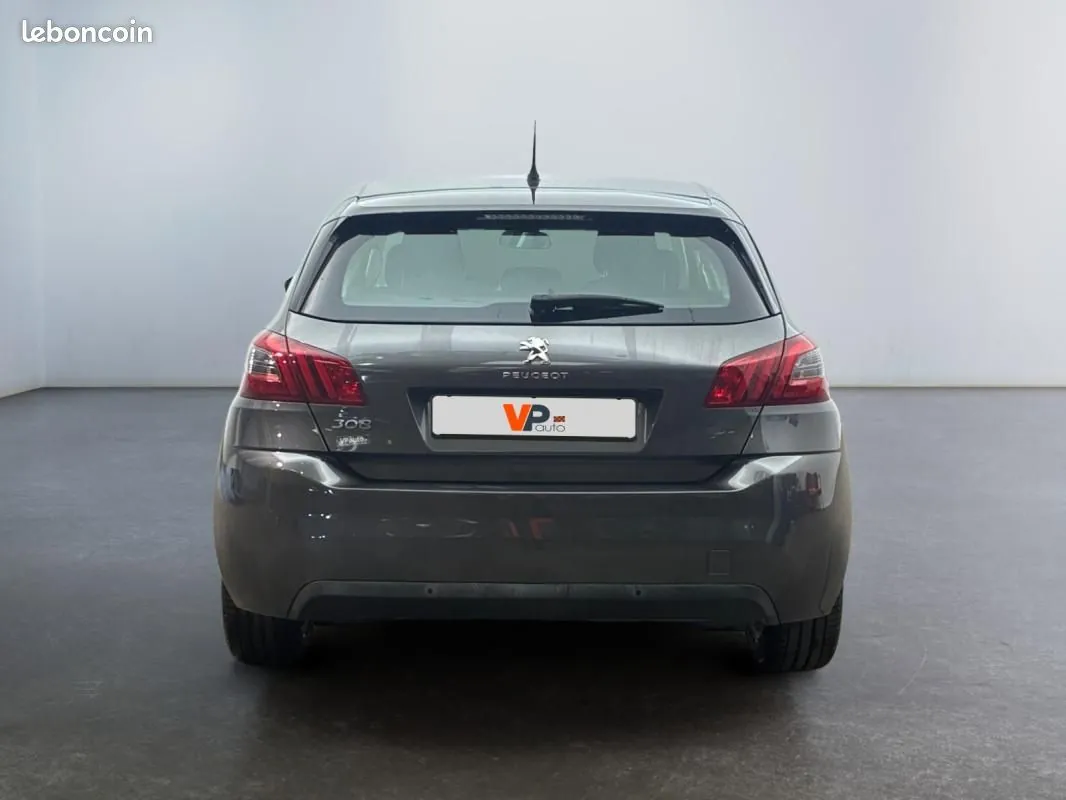 Peugeot 308 2018 photo 3