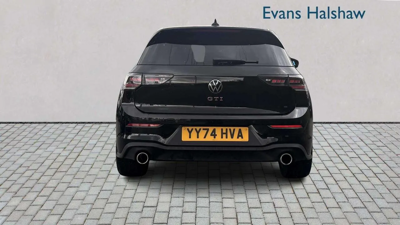 Volkswagen Golf 2024 photo 5