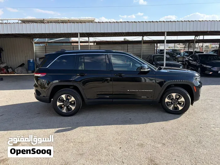 Jeep Grand Cherokee 2022 photo 4