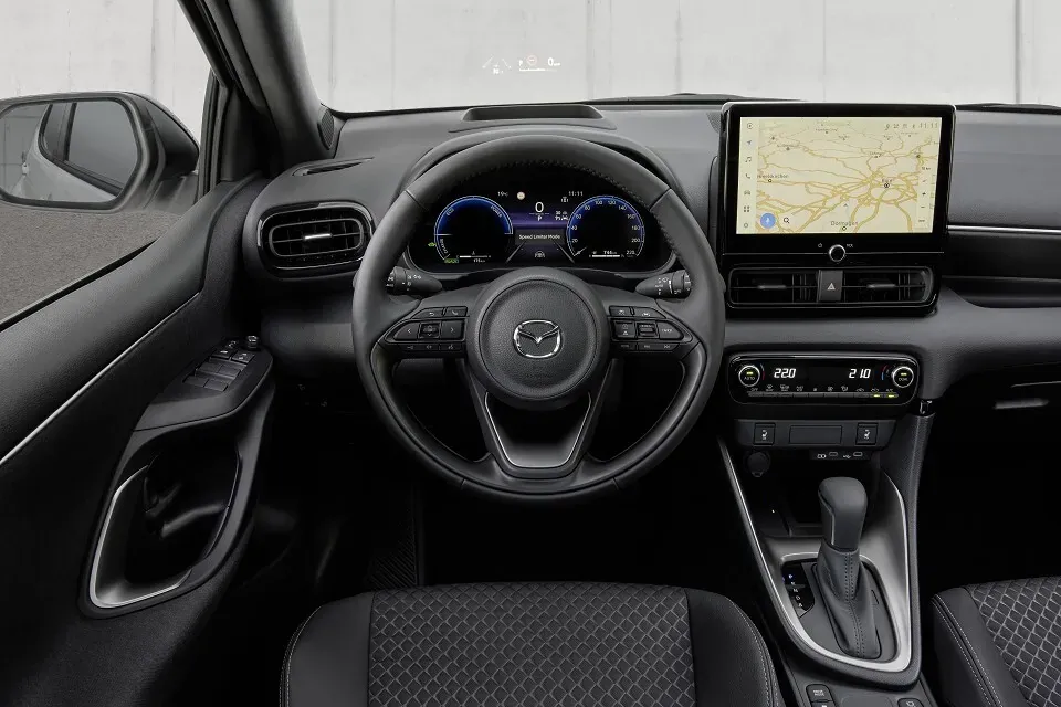 Mazda Mazda2 2026 photo 3