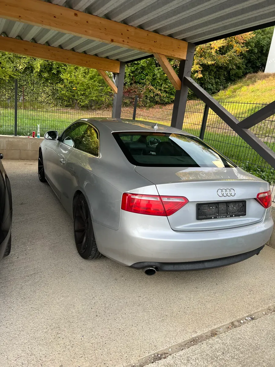 Audi A5 2008 photo 2