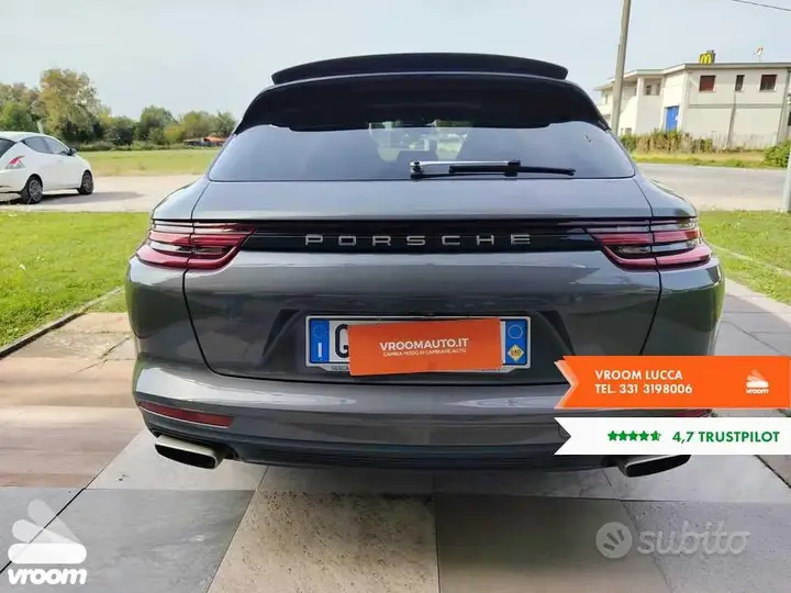 Porsche Panamera photo 4