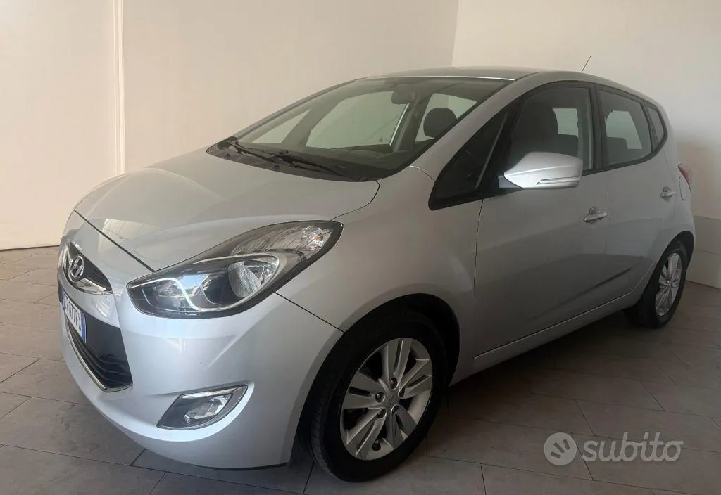Hyundai Ix20 2013 photo 2