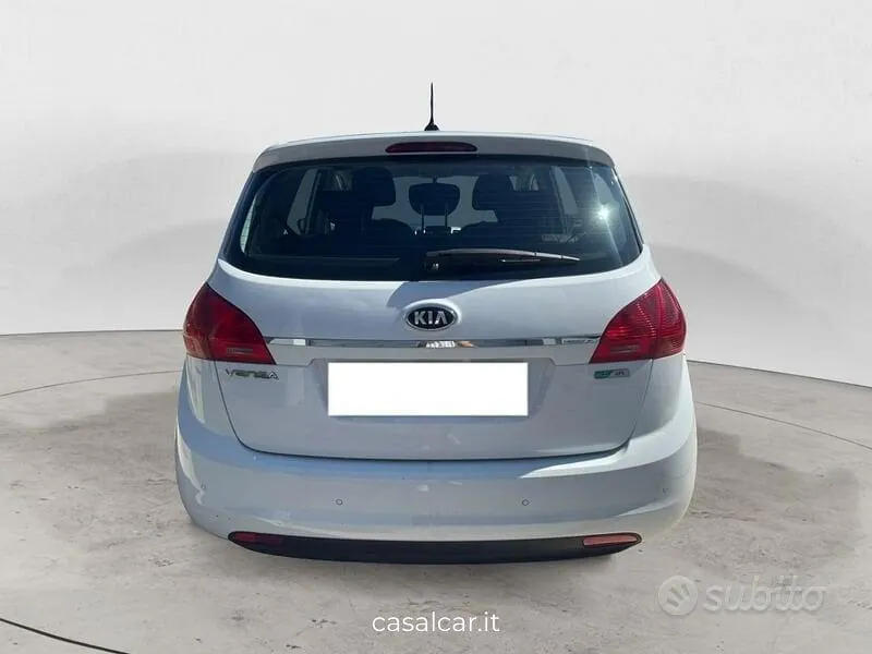 Kia Venga 2018 photo 5