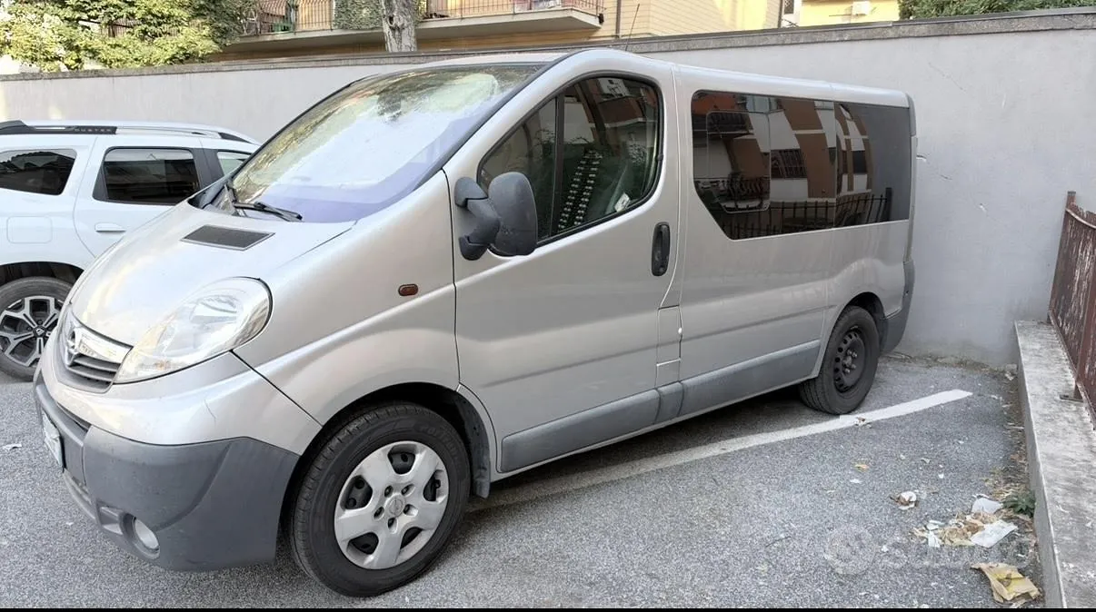 Opel Vivaro 2007 photo 4