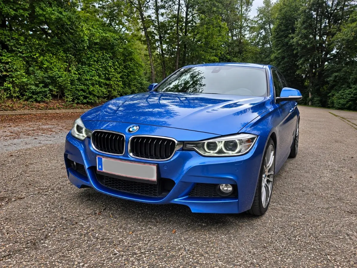 BMW 3 Series 2013 photo 2