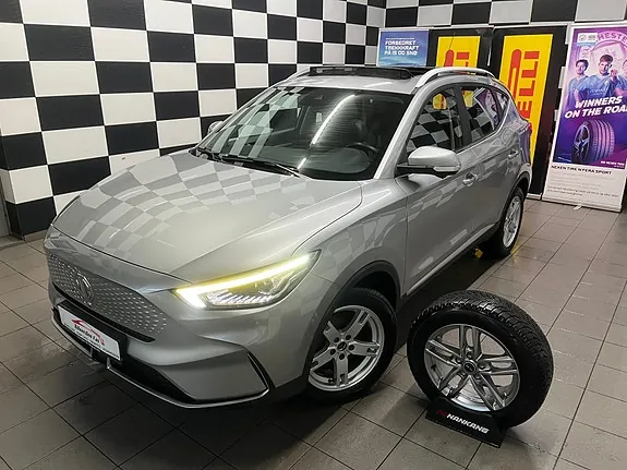 MG Zs Ev 2022 photo 2