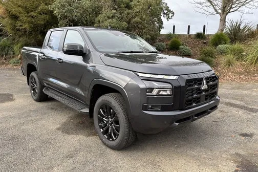Mitsubishi Triton