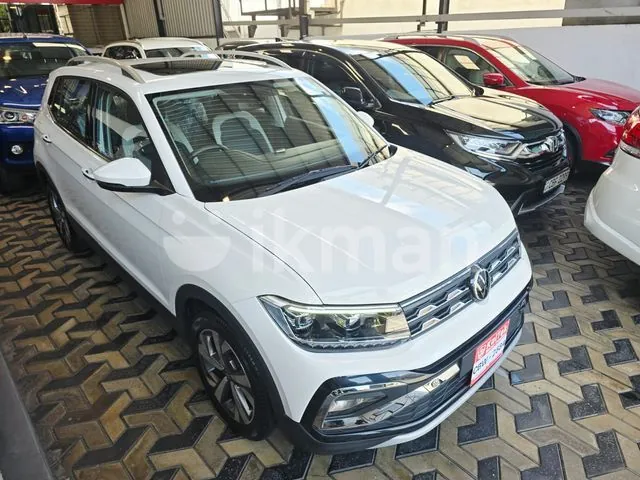 Volkswagen Tiguan 2025 photo 2